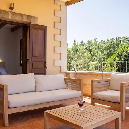 Aloe & Lotus Villa Prinész
