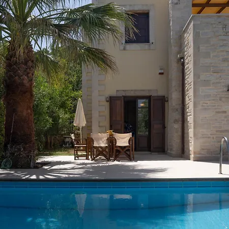 Aloe & Lotus Villa Prinés